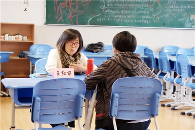 [長寧]西延安中學(xué):&ldquo;滋養(yǎng)心靈 浸潤人生-走進(jìn)西延安中學(xué)&rdquo;心理咨詢活動順利舉行